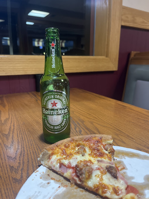 Photo Brattleboro Village Pizza - 10