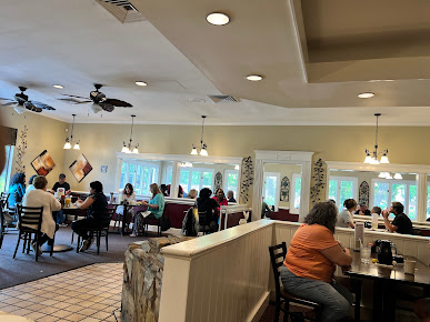 Photo Brigs Great Beginnings Restaurant - 27