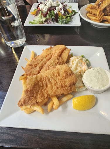 Photo Broadside Tavern - 18