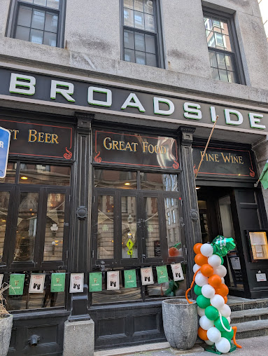 Photo Broadside Tavern - 21