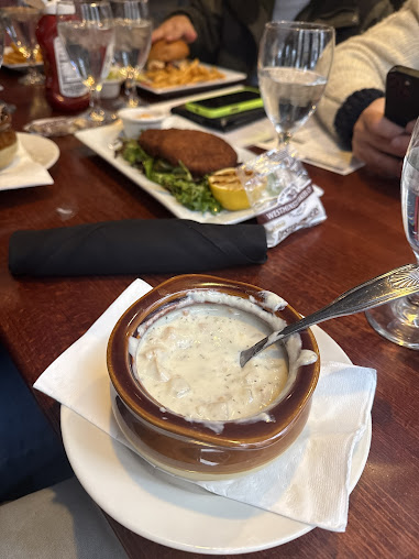 Photo Broadside Tavern - 29