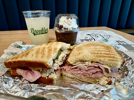 Photo Brooklyn Pickle Sandwich Shop - 24