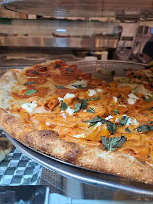 Photo Brooklyn's Homeslice Pizzeria Ii - 4