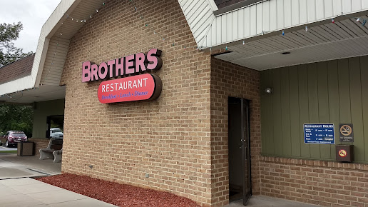 Photo Brothers Family Diner - 10