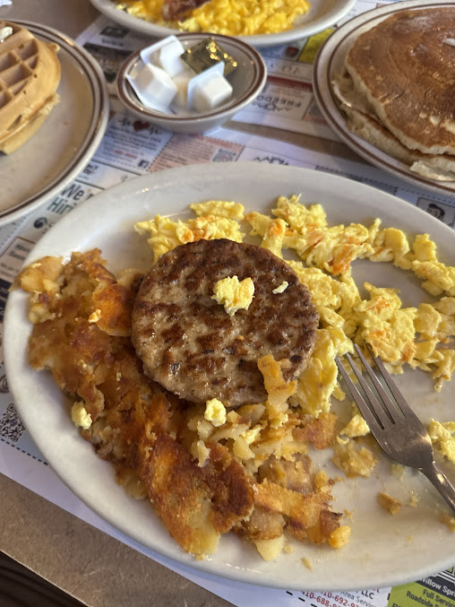 Photo Brothers Family Diner - 11