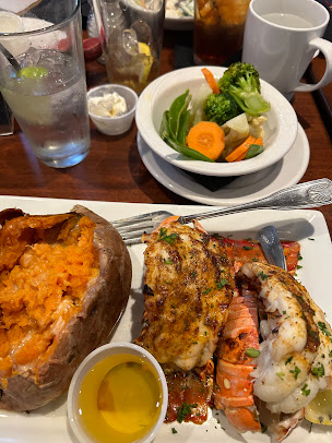 Photo Brown Derby Wood Fired Steakhouse - 14