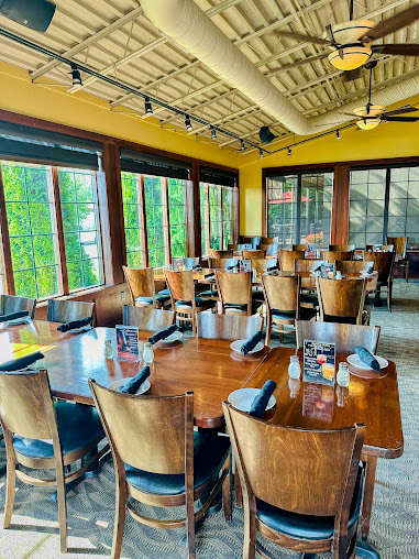 Photo Brown Derby Wood Fired Steakhouse - 18