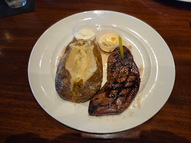Photo Brown Derby Wood Fired Steakhouse - 20