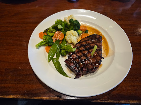 Photo Brown Derby Wood Fired Steakhouse - 25