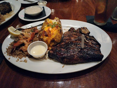 Photo Brown Derby Wood Fired Steakhouse - 26