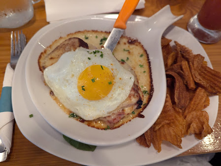 Photo Brunch 101 Of Hoquiam - 19