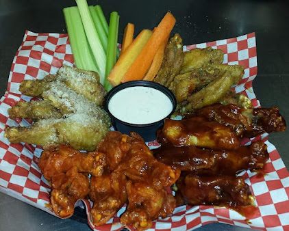 Photo Buffalo Joes Bar Grill - 13