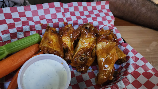 Photo Buffalo Joes Bar Grill - 16