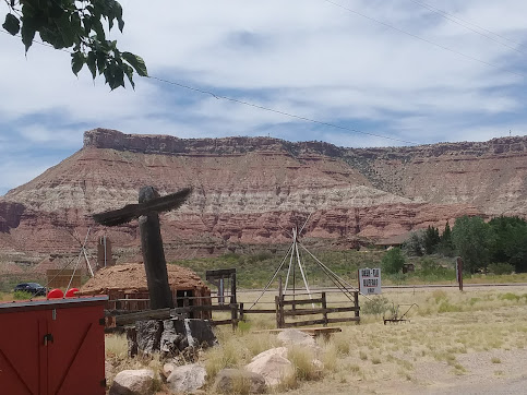 Photo Buffalo Trails Trading Company - 16