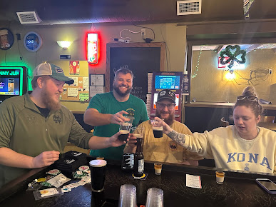 Photo Bulldogs Bar & Grill - 10