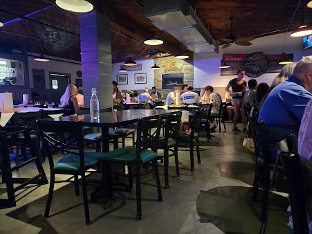 Photo Bum Rogers Crab House Tavern - 25