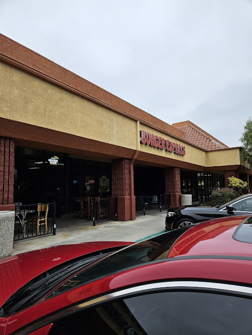 Photo Burger Express Fresh Mexican Grill - 16