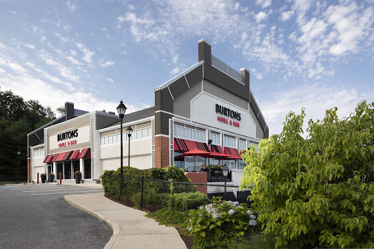 Photo Burtons Grill Bar North Andover - 19