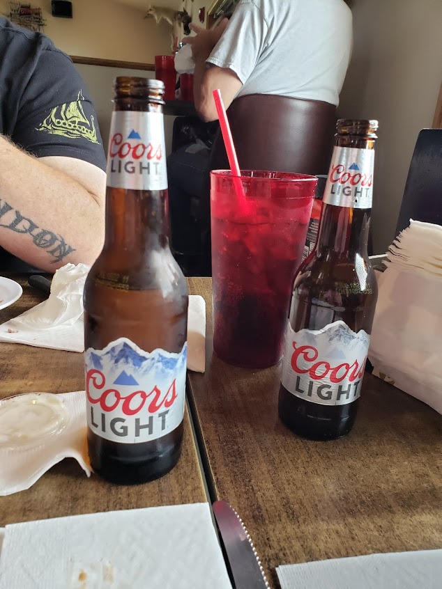Photo Cabin Fever Bar Grill - 12