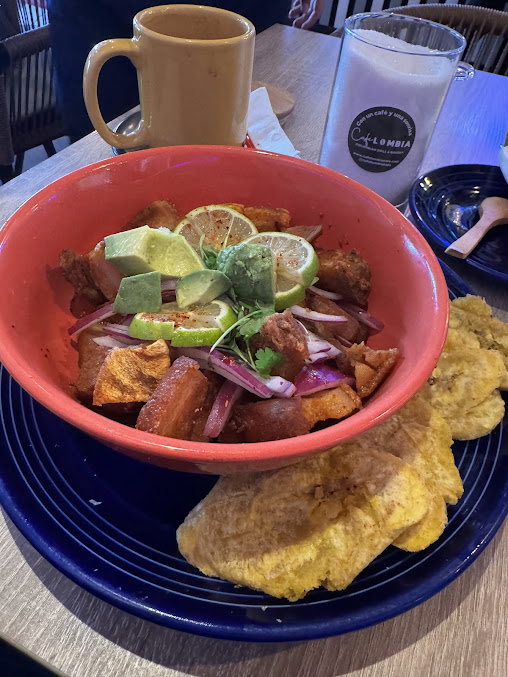 Photo Cafelombia Bakery & Restaurant - 13