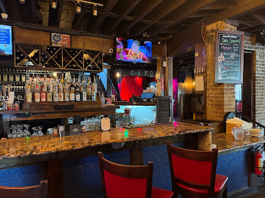 Photo Capone's Oven & Bar - 22