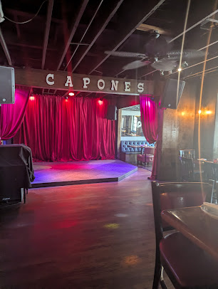 Photo Capone's Oven & Bar - 24
