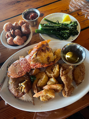 Photo Capt Andersons Restaurant Waterfront Market - 15