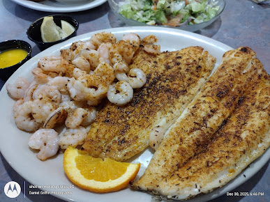 Photo Captain Tom's Seafood - 23