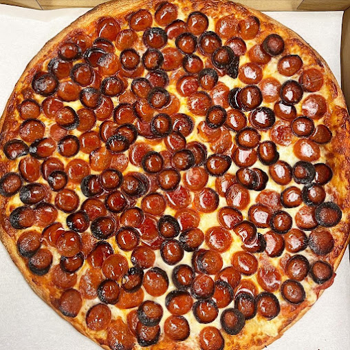 Photo Carbone's Pizza & Subs - 28
