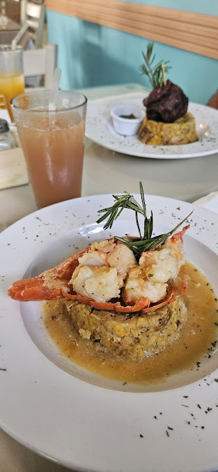 Photo Casa Blanca Restaurant & Grill - 12