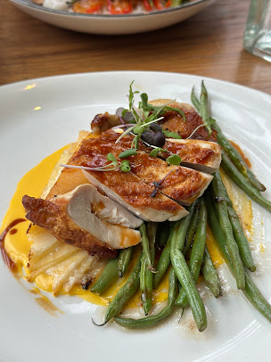 Photo Catalyst Restaurant - 27