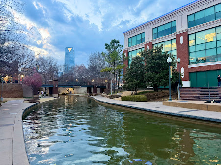 Photo Charlestons Restaurant Oklahoma City - 22