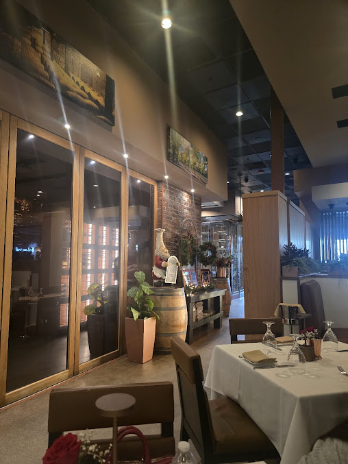 Photo Chef Adriannes Vineyard Restaurant And Bar - 11