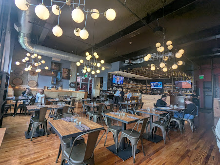Photo Chelsea Station Restaurant Bar & Lounge - 27