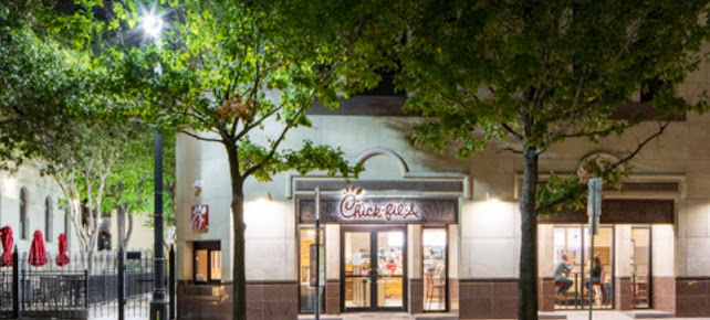 Photo Chick Fil A 6Th Congress - 0