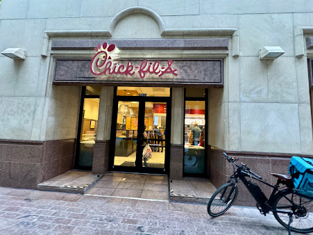 Photo Chick Fil A 6Th Congress - 14