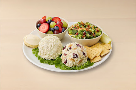 Photo Chicken Salad Chick - 8