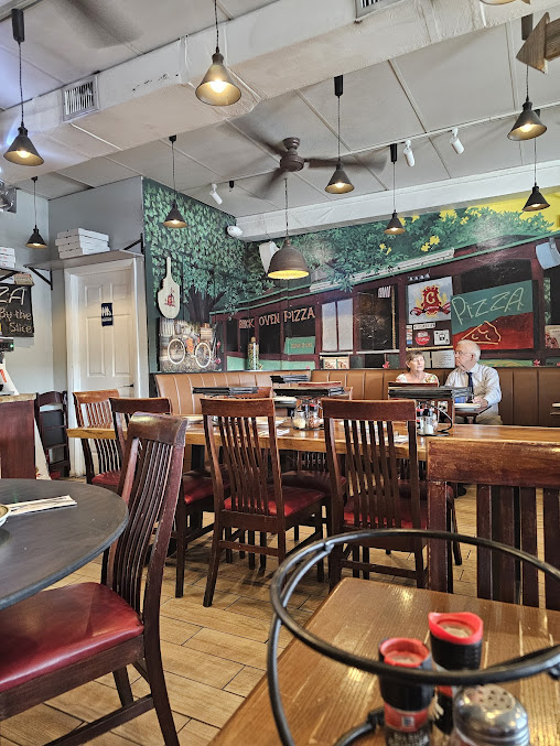 Photo Clementes Wood Fired Trolley Pizzeria - 13
