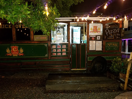 Photo Clementes Wood Fired Trolley Pizzeria - 24