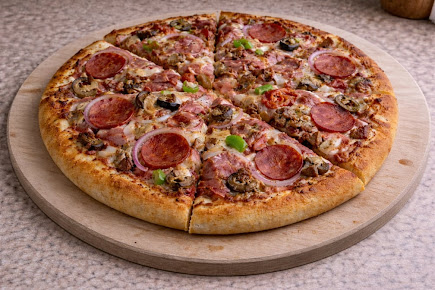 Photo Coast To Coast Gondola Pizza - 25