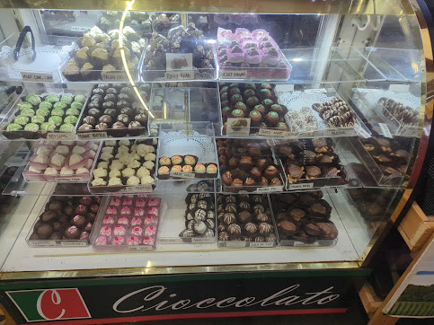 Photo Cocos Italian Market Restaurant Catering - 12