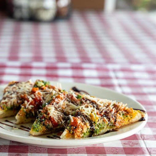 Photo Cocos Italian Market Restaurant Catering - 13