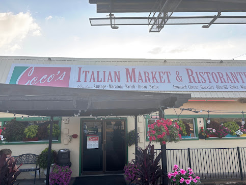 Photo Cocos Italian Market Restaurant Catering - 21