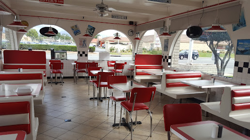 Photo Connals Burgers Salads Subs - 14