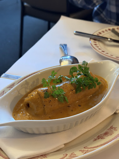 Photo Corner 75 Hungarian Restaurant - 18