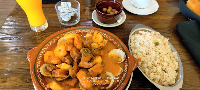 Photo Costa's B.b.q & Grill Restaurant - 27