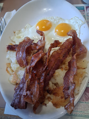 Photo Court House Diner Family Restaurant - 25