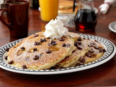 Photo Cozy Corner Restaurant & Pancake House - 11