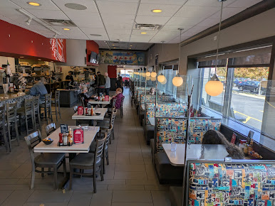 Photo Cozy Corner Restaurant & Pancake House - 21