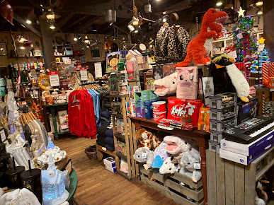 Photo Cracker Barrel Old Country Store - 25